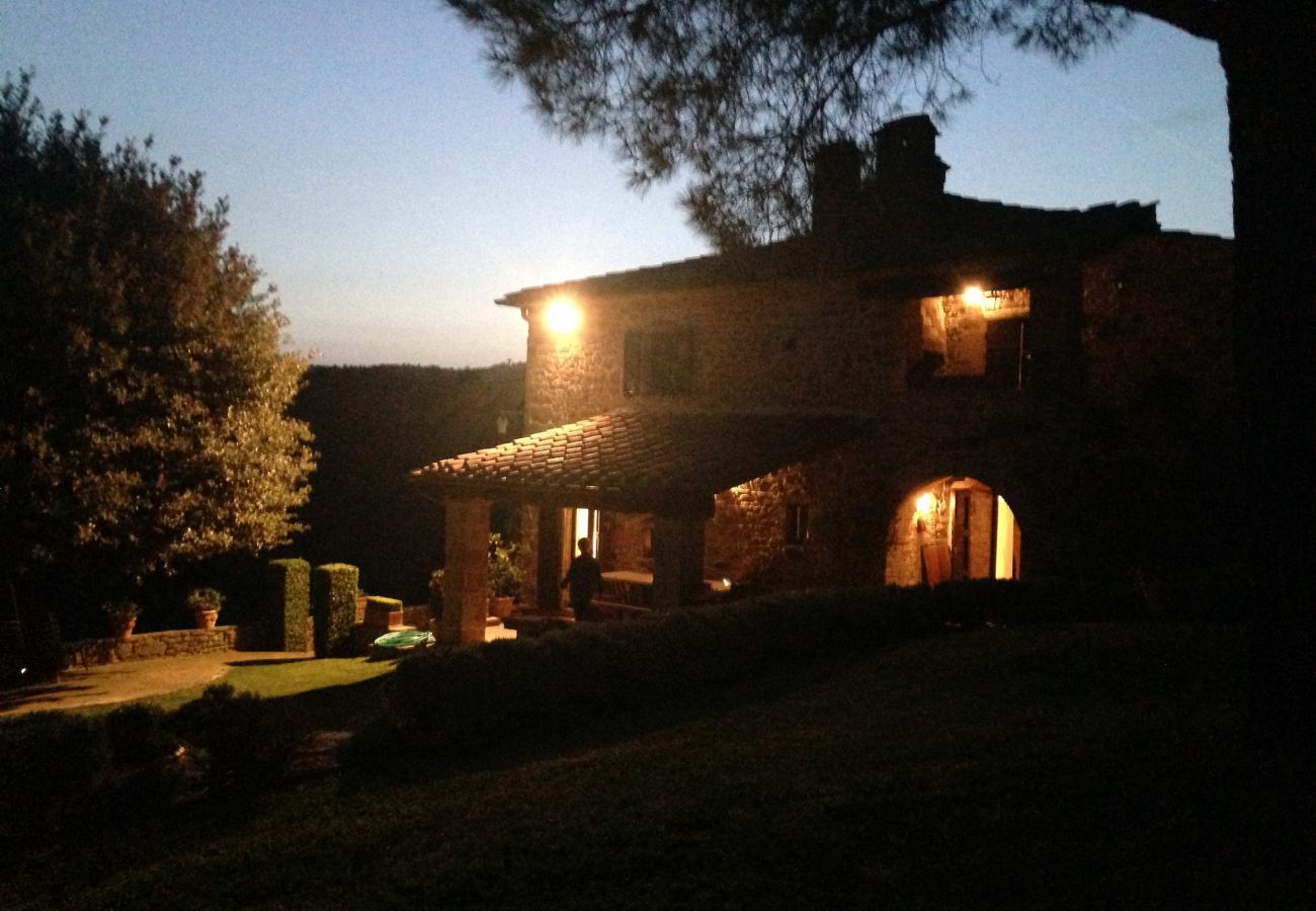 Villa in Civitella in Val di Chiana - Tuscany Villa with Breathtaking View at Dotholiday