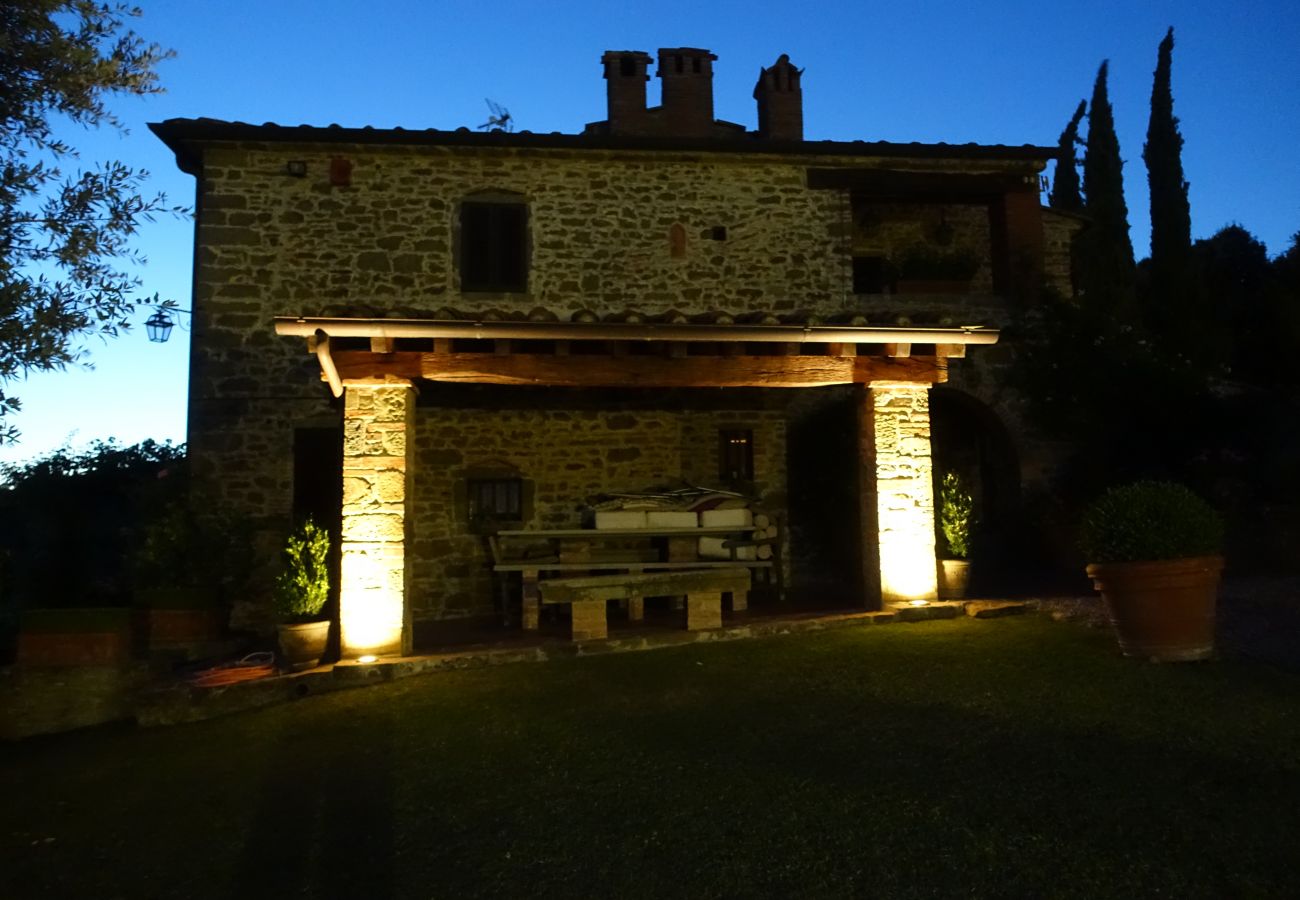 Villa in Civitella in Val di Chiana - Tuscany Villa with Breathtaking View at Dotholiday