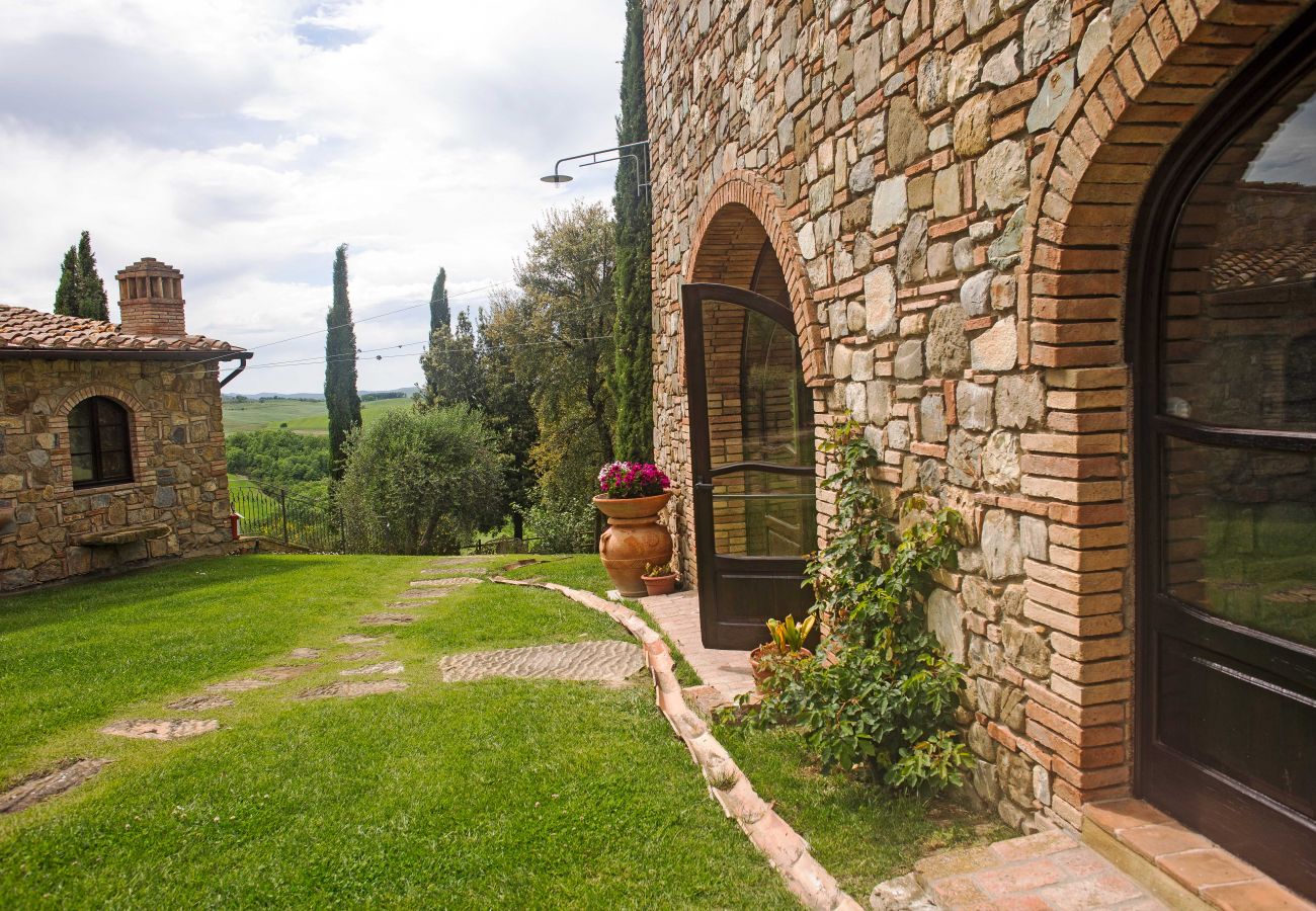 Ferienwohnung in Cinigiano - Romantic Stone Apartment Antico