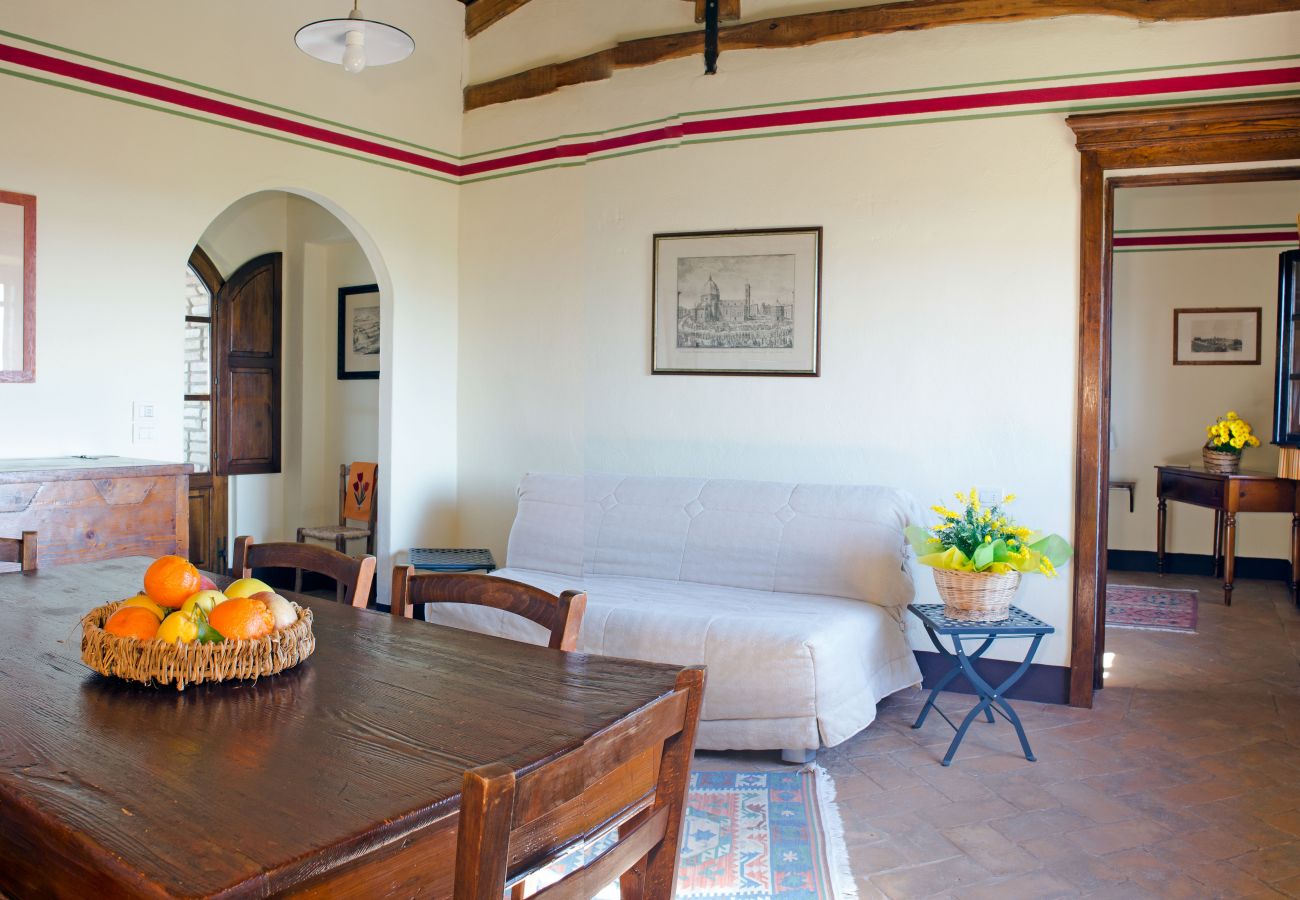 Ferienwohnung in Cinigiano - Typical Stone House looking Banfi Wineries