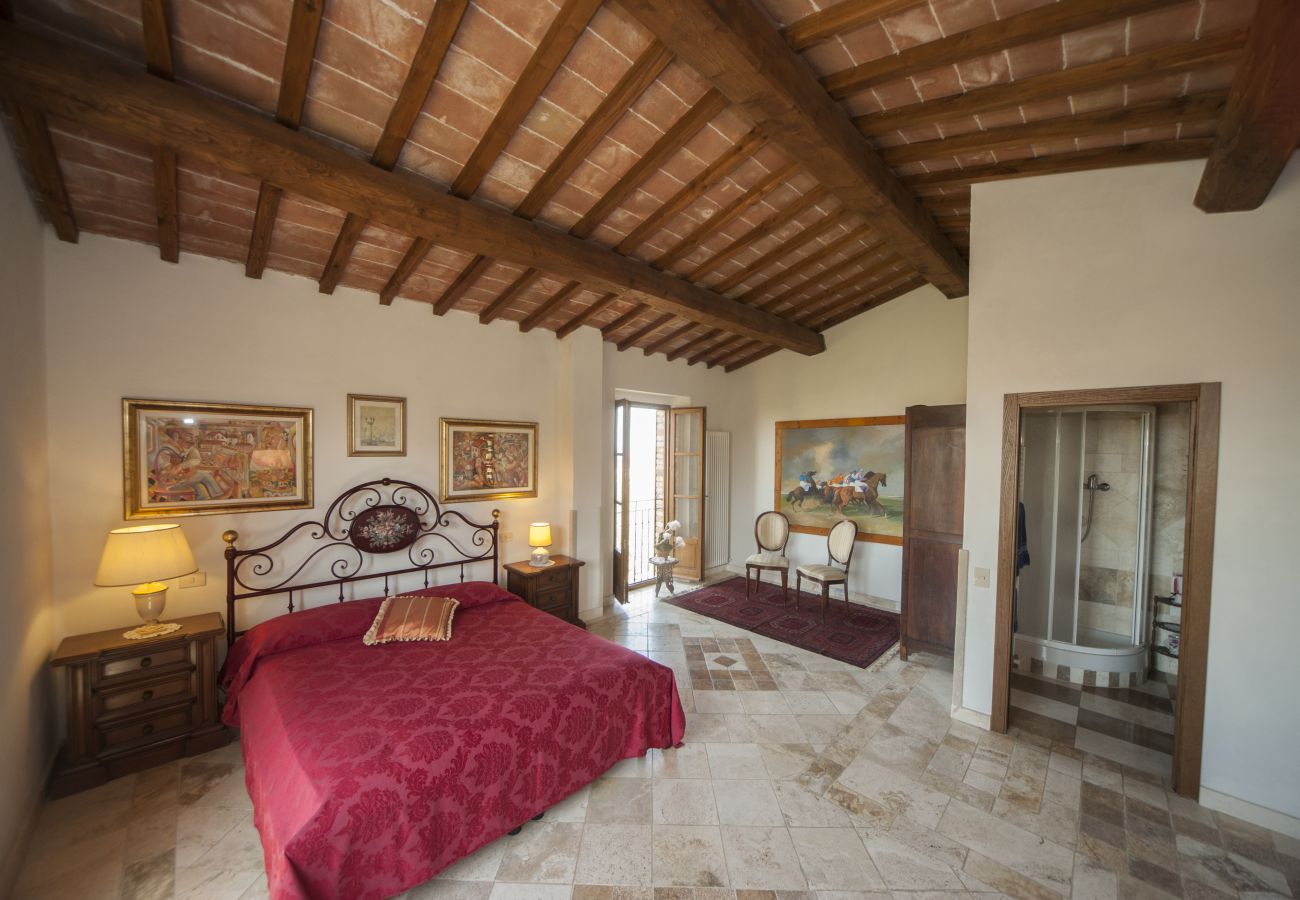 Ferienwohnung in Asciano - Your Agritourism with Charme at Mandorlinovo