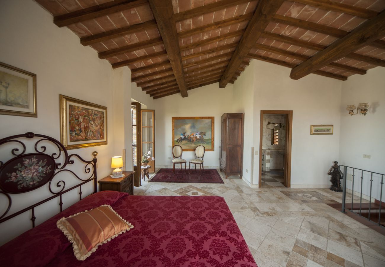 Ferienwohnung in Asciano - Your Agritourism with Charme at Mandorlinovo