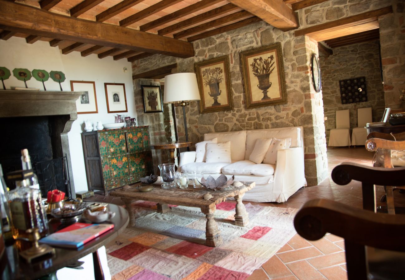 Villa in Civitella in Val di Chiana - Villa Tuscany with Flair, Luxury & Panorama