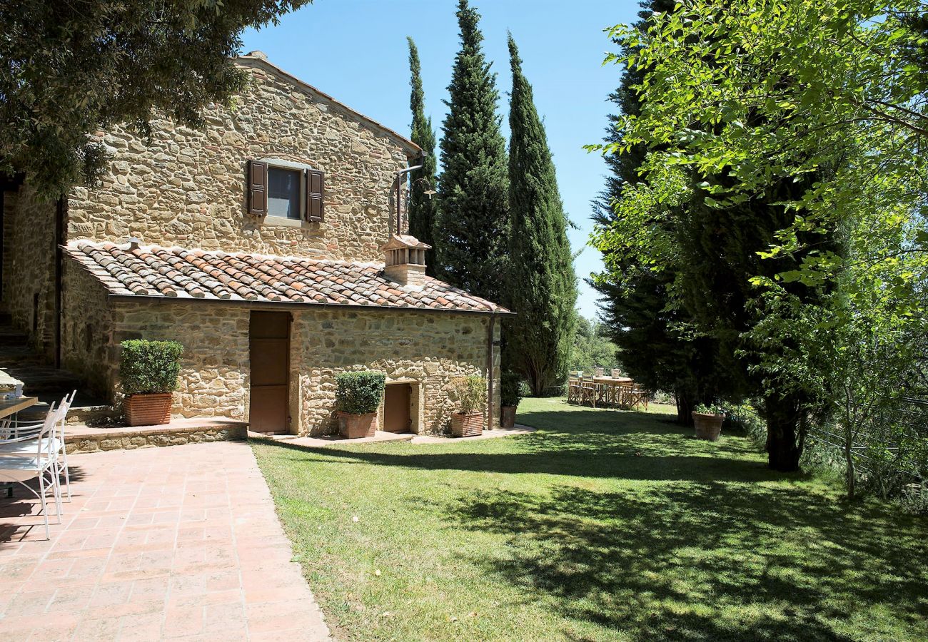 Villa in Civitella in Val di Chiana - Villa Tuscany with Flair, Luxury & Panorama