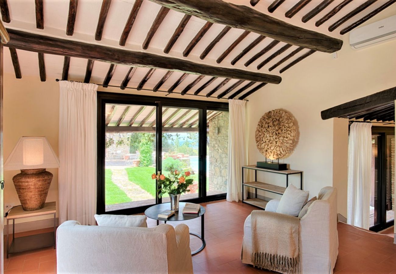 Villa in Castellina in Chianti - Villa in Castellina w. Pool, Garden & Winery