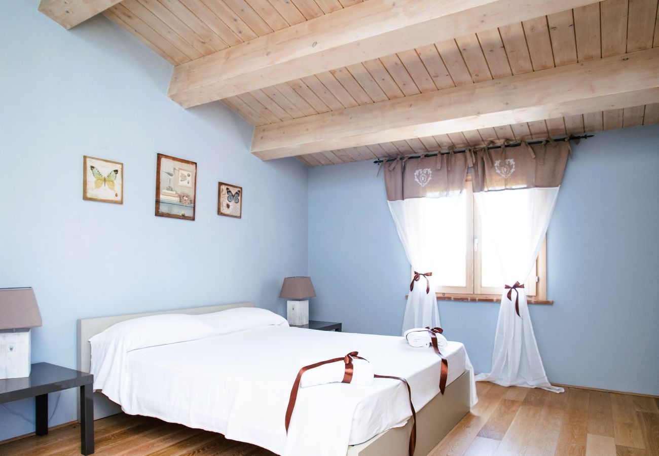 Ferienwohnung in Trequanda - Luxury 2 Rooms Apt. Azure in Siena Resort