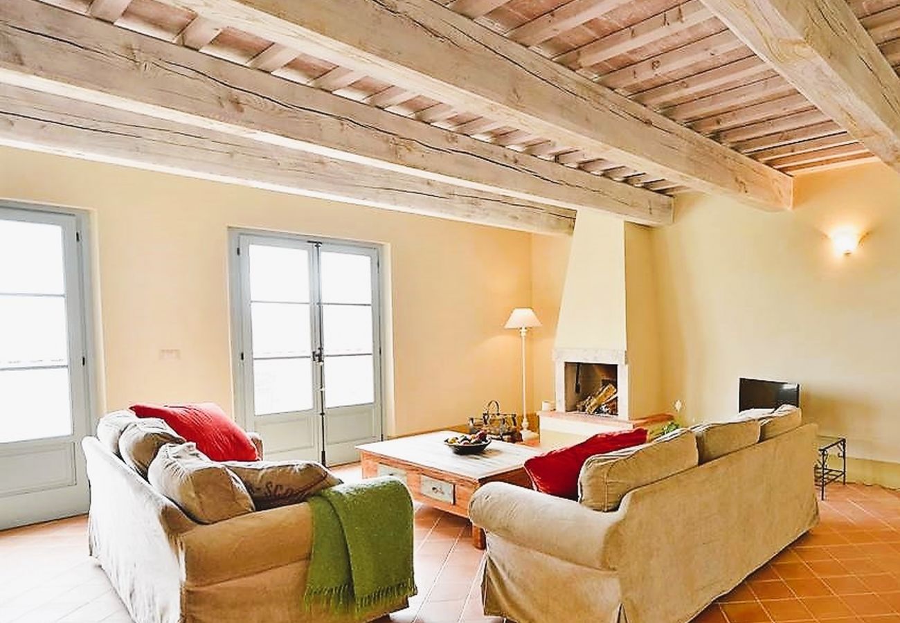 Ferienwohnung in Trequanda - Luxury 3 Rooms Apt. Olives in Siena Resort