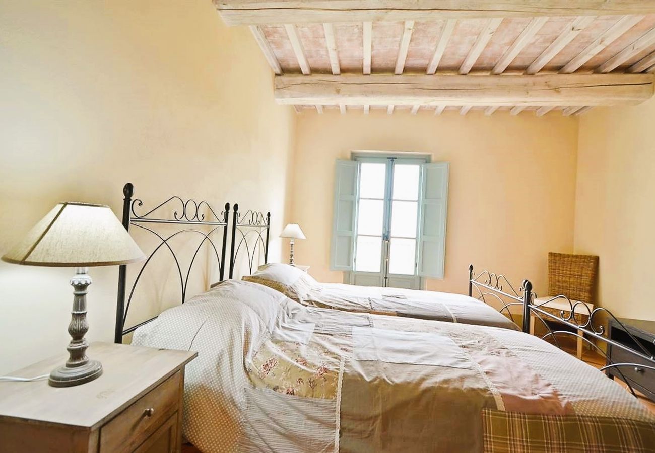 Ferienwohnung in Trequanda - Luxury 3 Rooms Apt. Olives in Siena Resort