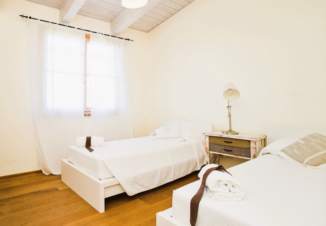 Ferienwohnung in Trequanda - Luxury 2 Rooms Apt. Rosemary in Siena Resort