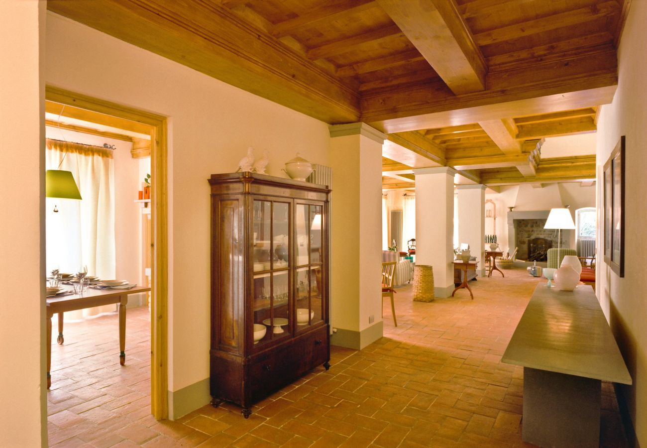 Villa in Pian di Sco - Villa Magnolia in most Exclusive Borgo in Tuscany