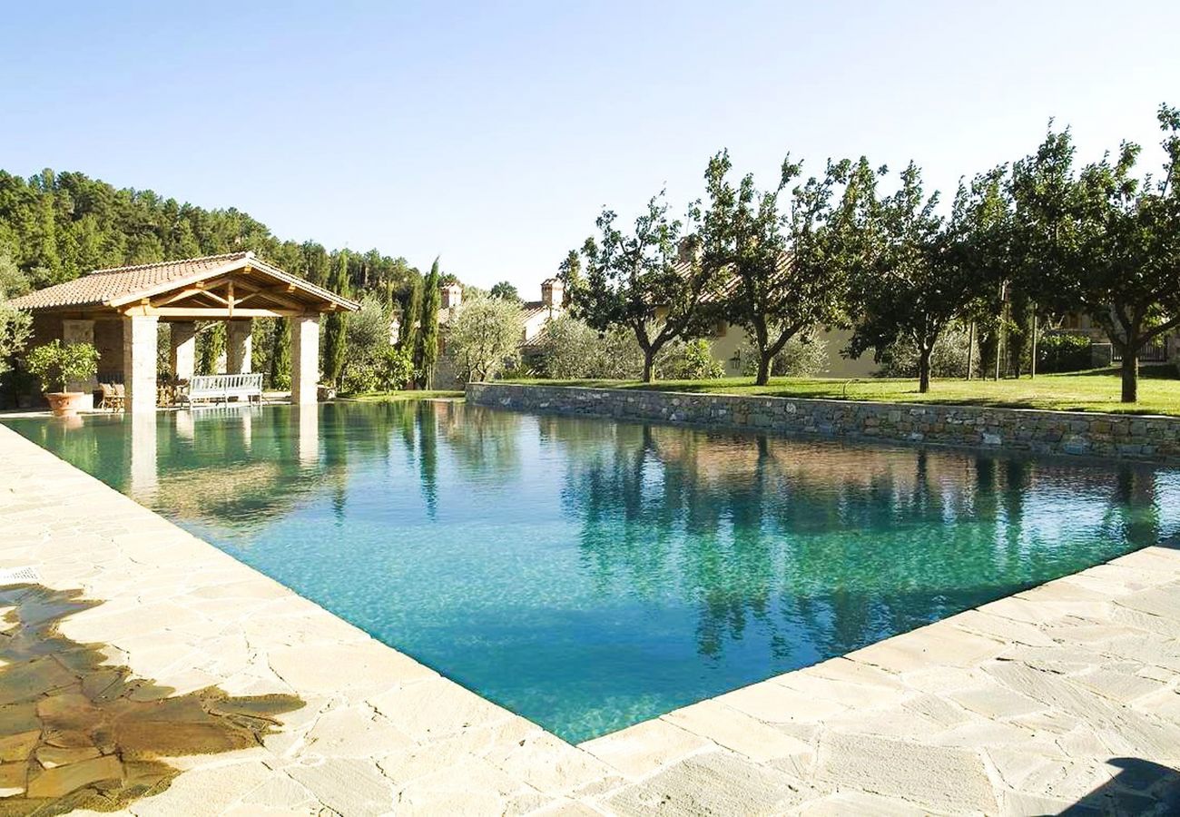 Villa in Pian di Sco - Villa Leccino in most Exclusive Borgo in Tuscany