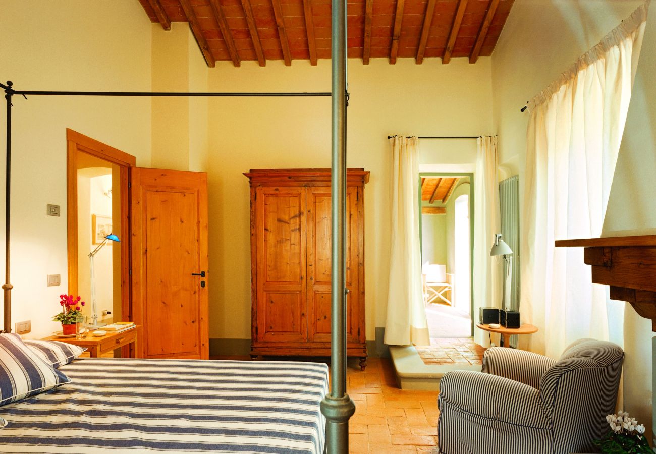 Villa in Pian di Sco - Villa Noce in most Exclusive Borgo in Tuscany