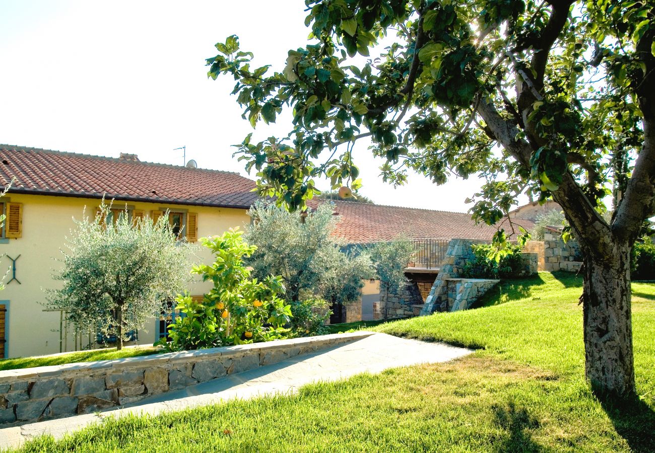 Villa in Pian di Sco - Villa Meli in most Exclusive Borgo in Tuscany