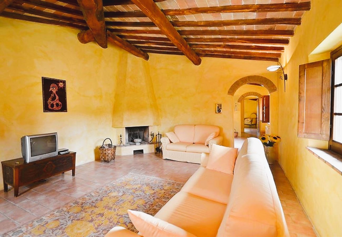 Landhaus in Volterra - Private Villa with Pool close to Seaside