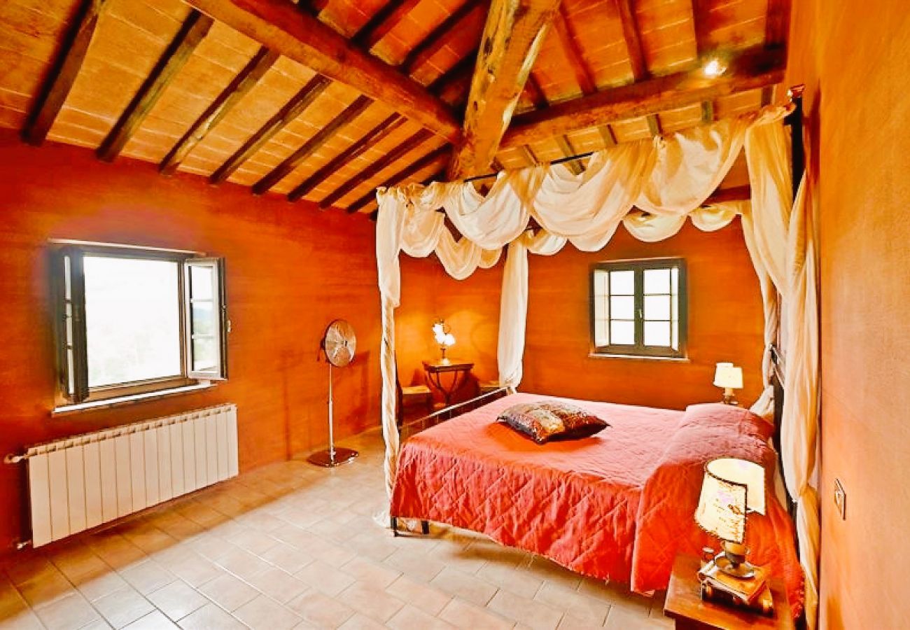 Landhaus in Volterra - Private Villa with Pool close to Seaside