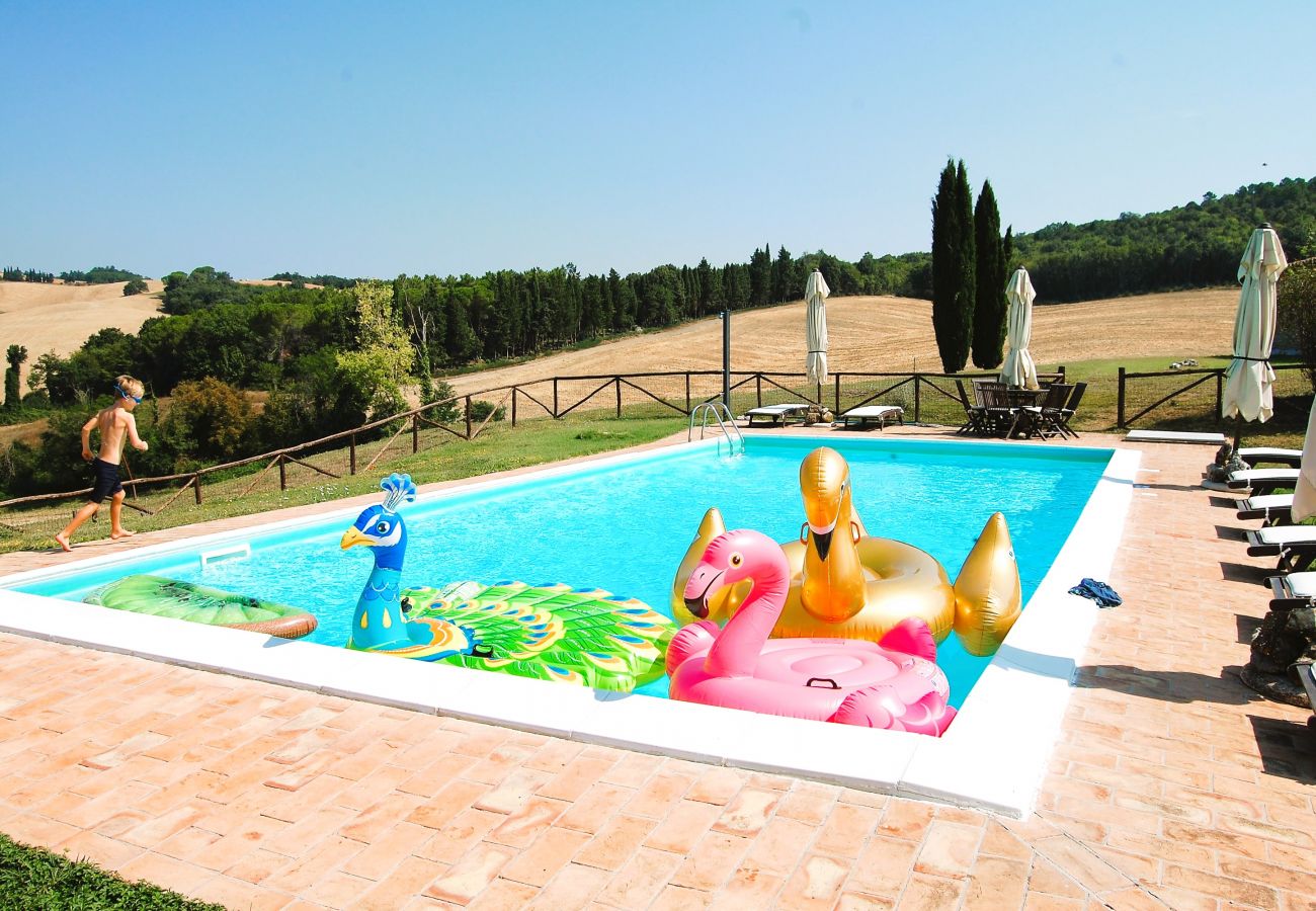 Landhaus in Volterra - Private Villa with Pool close to Seaside