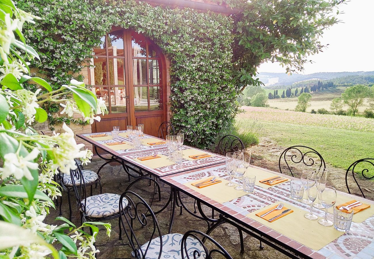 Landhaus in Volterra - Private Villa with Pool close to Seaside