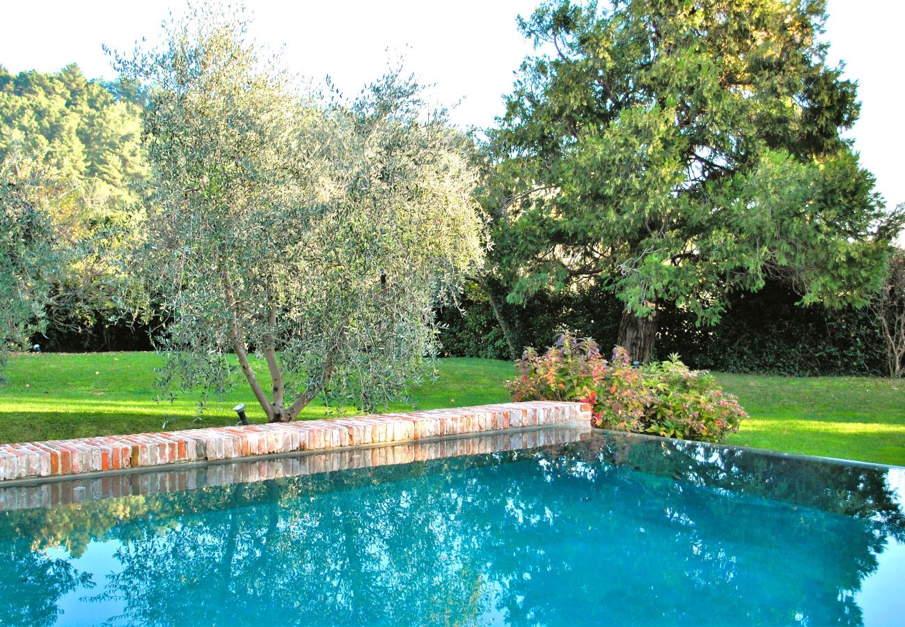 Villa à Pian di Sco - Villa Magnolia in most Exclusive Borgo in Tuscany