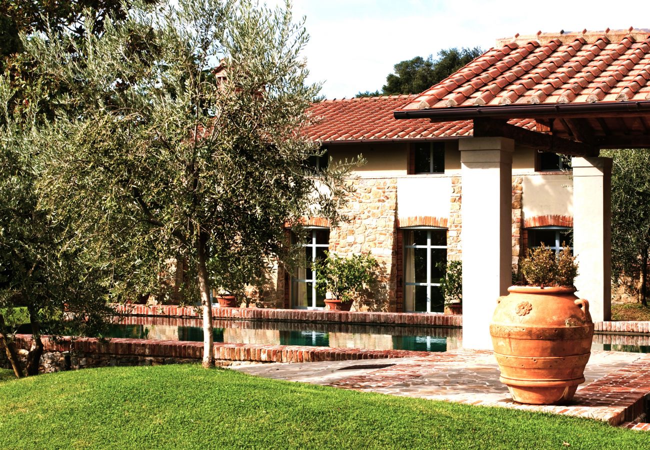 Villa à Pian di Sco - Villa Magnolia in most Exclusive Borgo in Tuscany