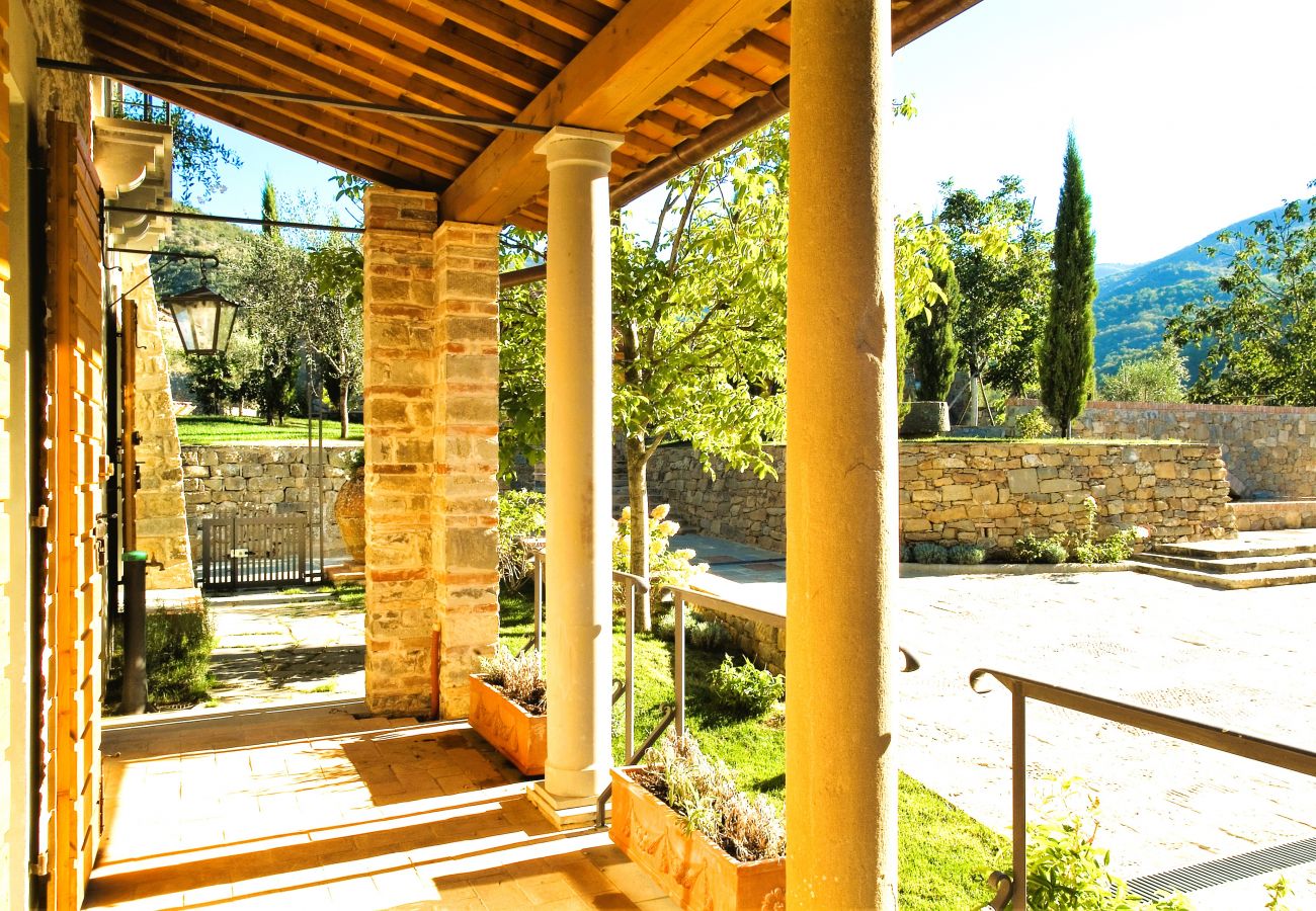 Villa à Pian di Sco - Villa Noce in most Exclusive Borgo in Tuscany