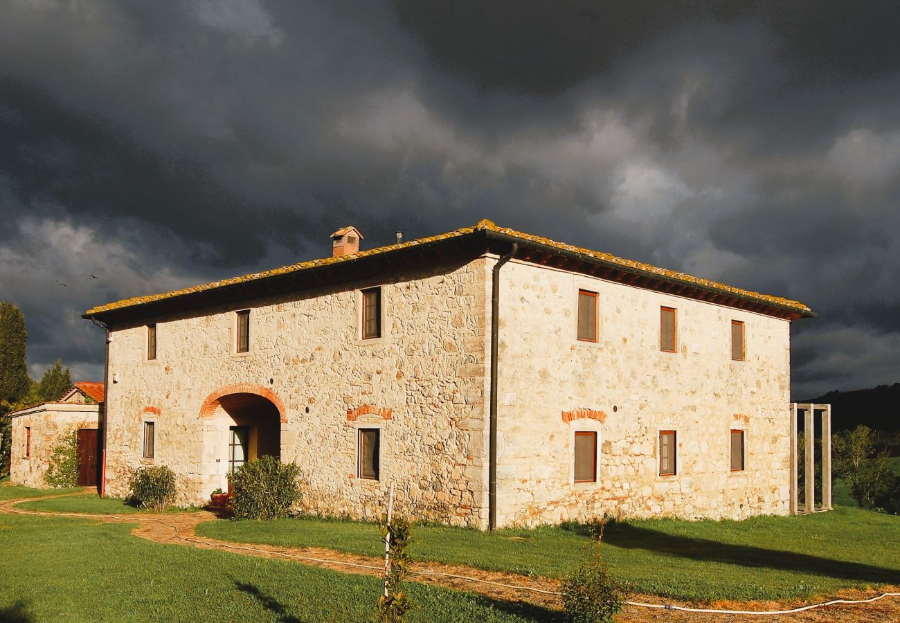 Gîte Rural à Volterra - Private Villa with Pool close to Seaside