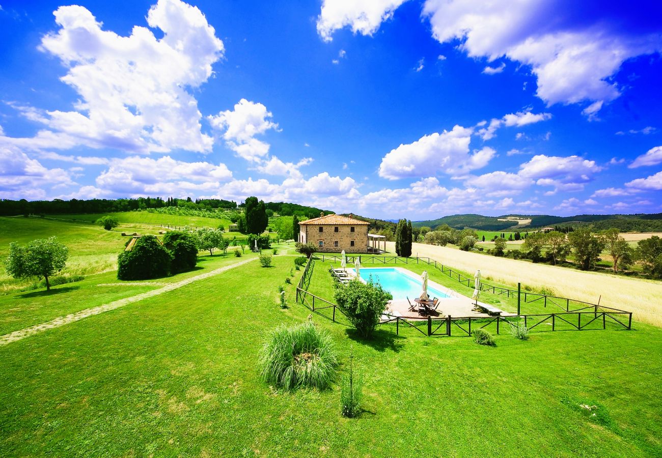 Gîte Rural à Volterra - Private Villa with Pool close to Seaside