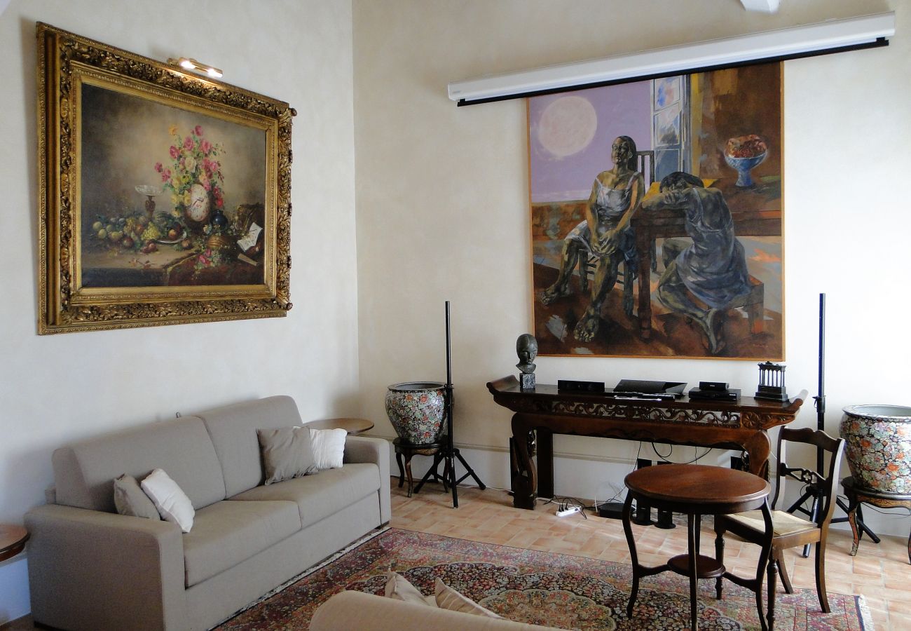 Villa a Carmignano - Close to Florence, Jacuzzi & Breathtaking View