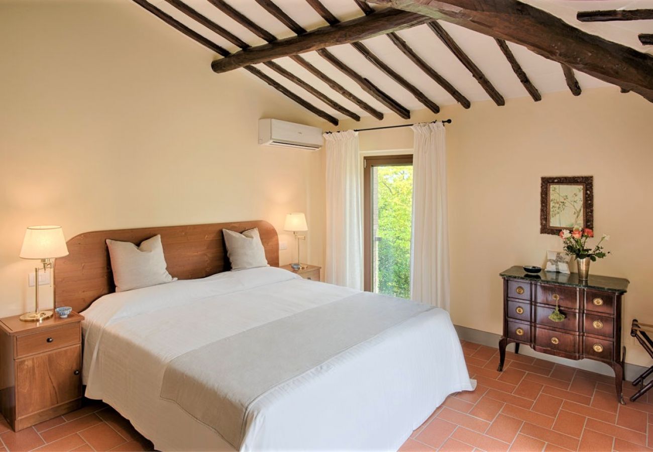 Villa a Castellina in Chianti - Villa in Castellina w. Pool, Garden & Winery