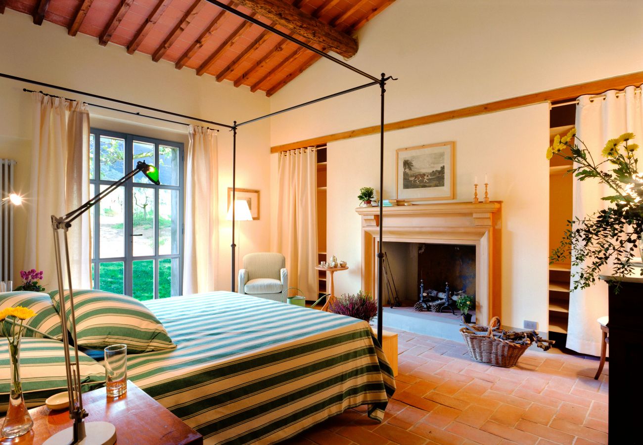 Villa a Pian di Sco - Villa Olivo in most Exclusive Borgo in Tuscany