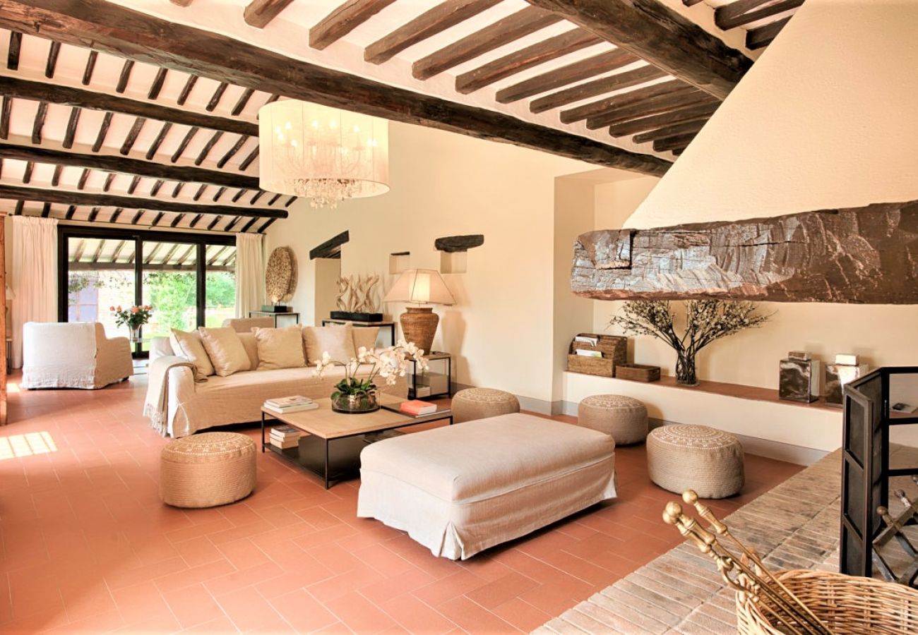 Villa in Castellina in Chianti - Villa in Castellina w. Pool, Garden & Winery