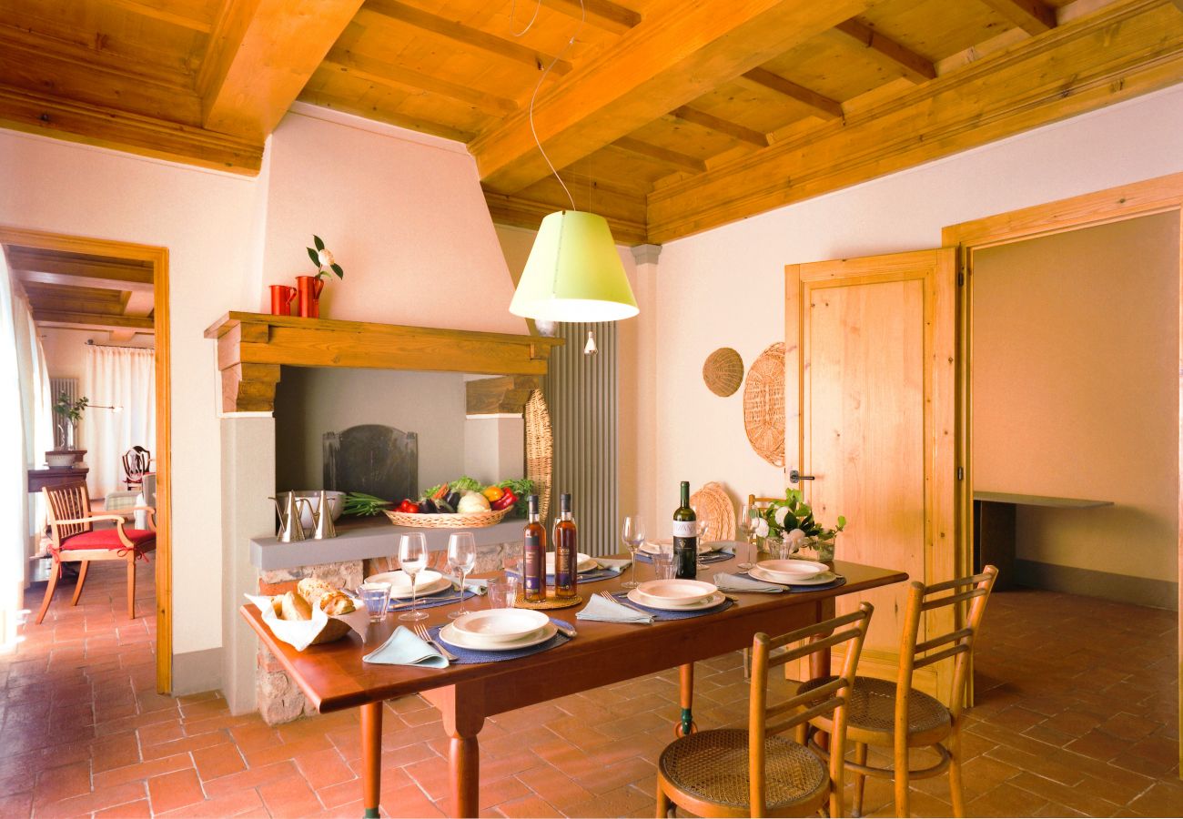 Villa in Pian di Sco - Villa Magnolia in most Exclusive Borgo in Tuscany