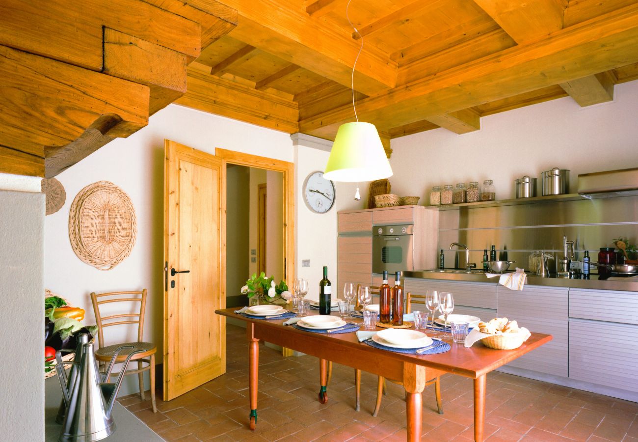 Villa in Pian di Sco - Villa Magnolia in most Exclusive Borgo in Tuscany