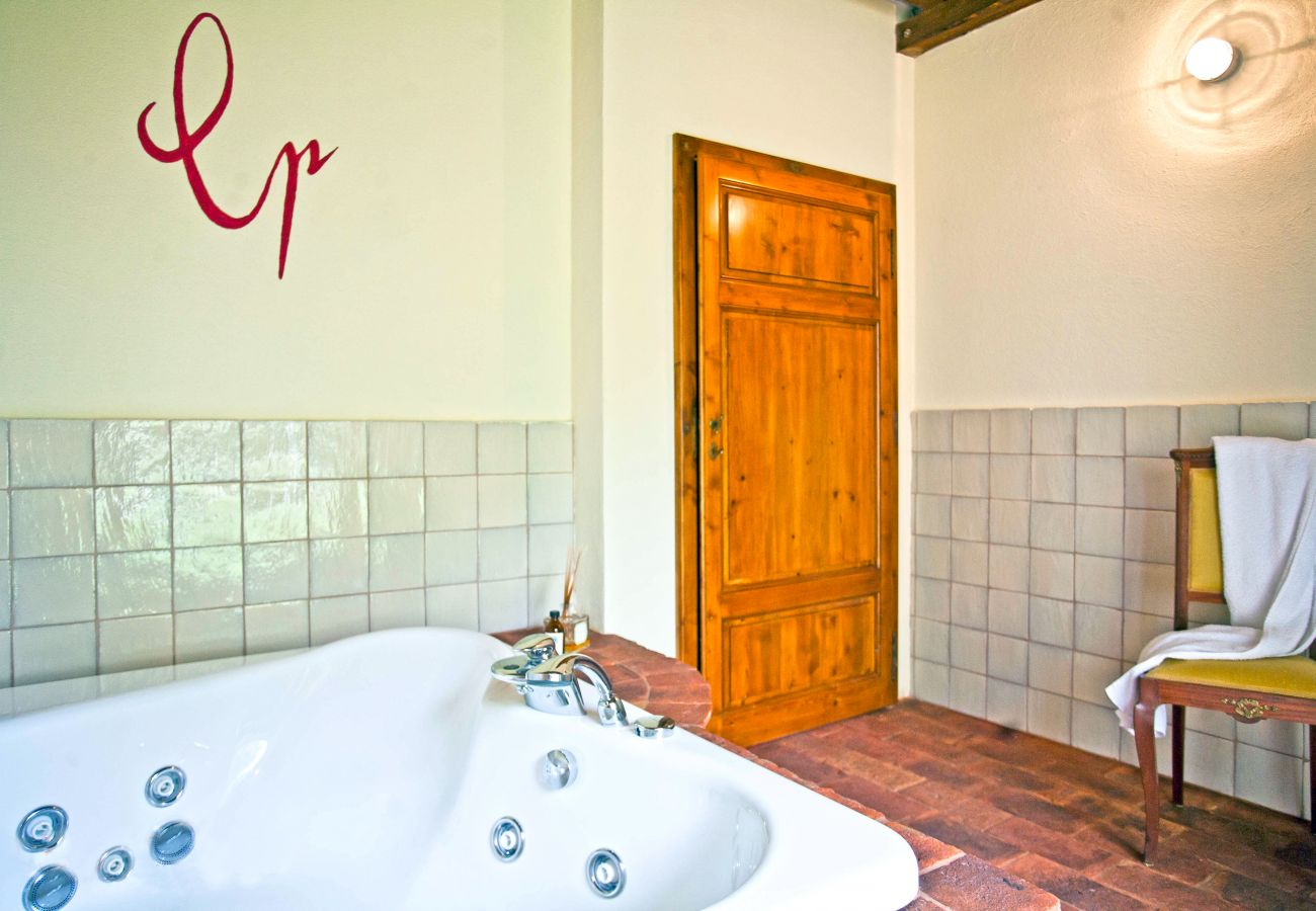 Apartment in Cinigiano - Historic Stone House Casanova