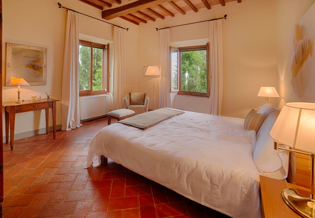 Apartment in Panzano - Luxury Chianti For Four in Panzano Chianti