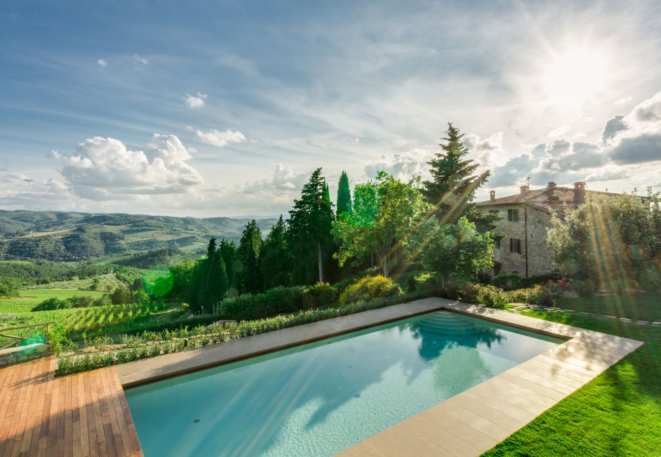 Apartment in Panzano - Luxury Chianti For Four in Panzano Chianti