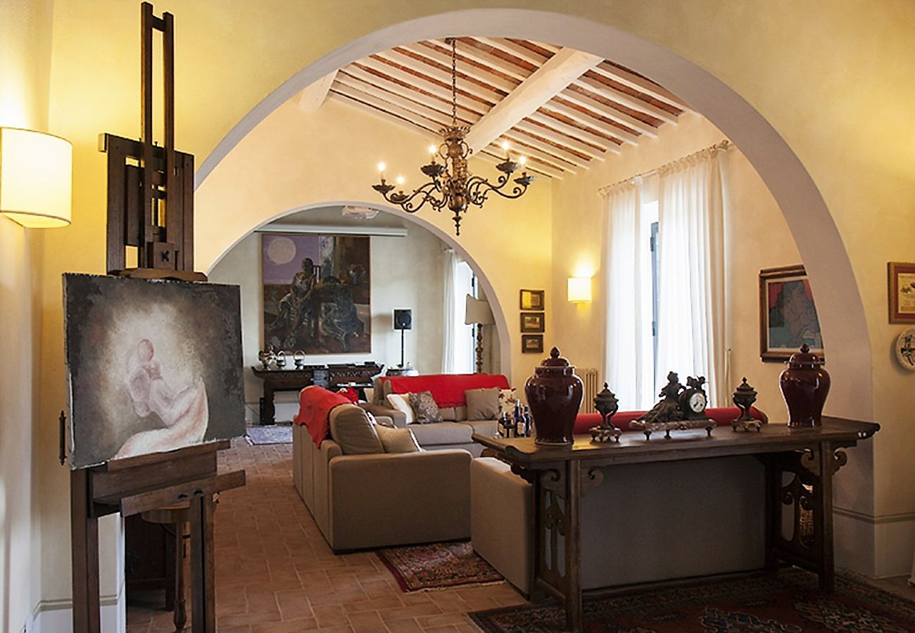 Villa in Carmignano - Close to Florence, Jacuzzi & Breathtaking View