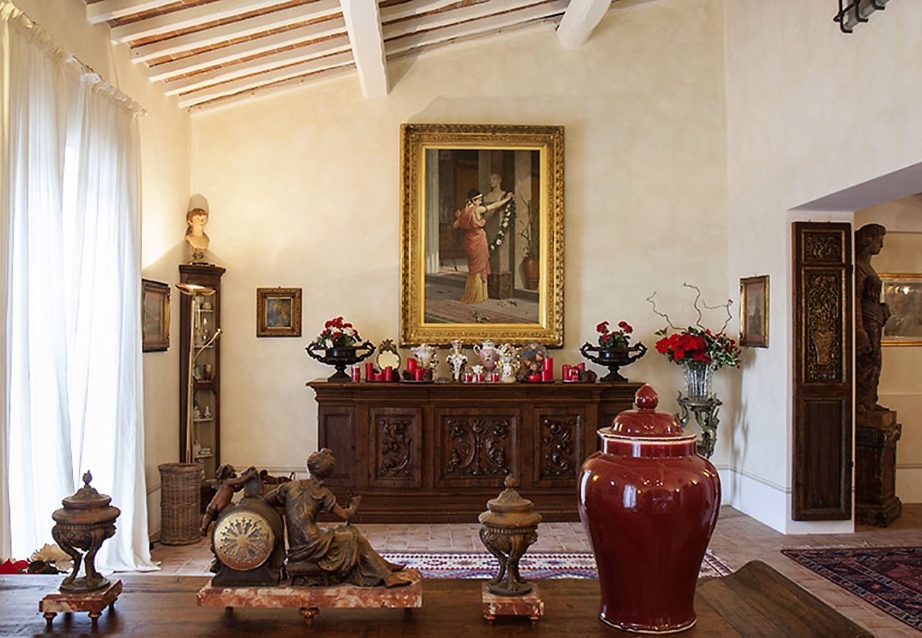 Villa in Carmignano - Close to Florence, Jacuzzi & Breathtaking View